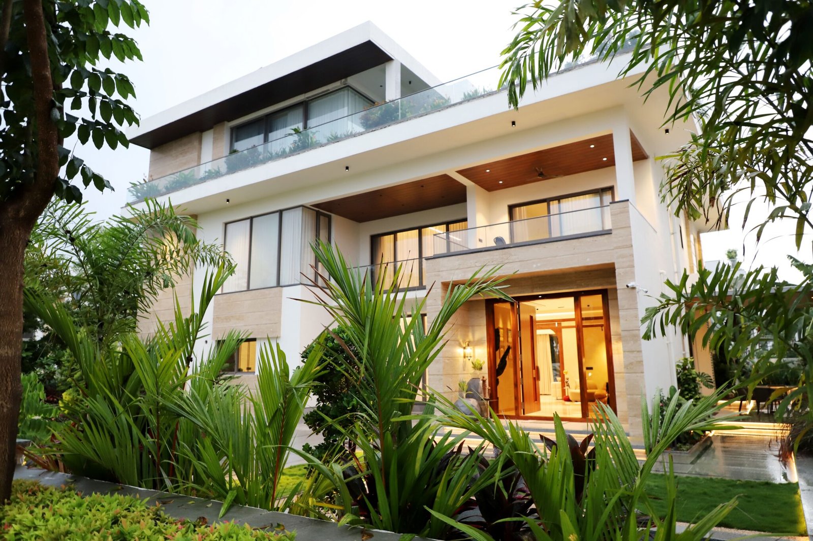 The Art of Choosing the Right Luxury Home
